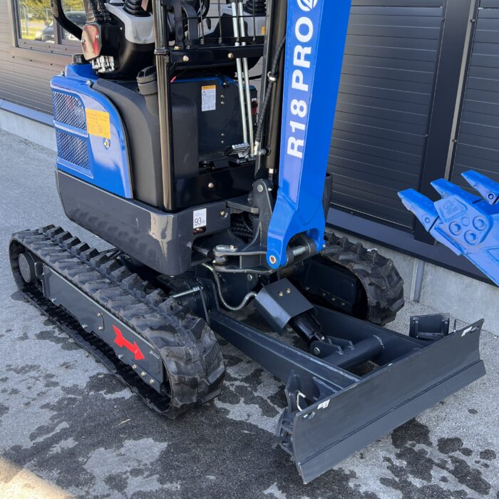Rippa R18 miniekskavaatorid müüa