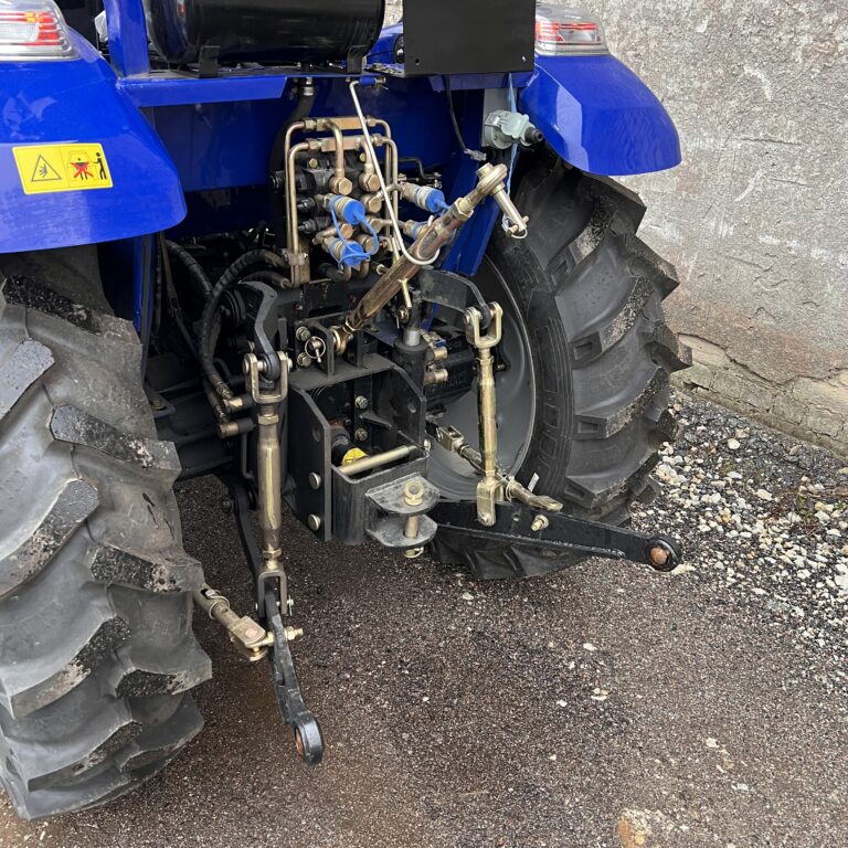 Saillong diiselmootoriga esilaaduriga traktor uus