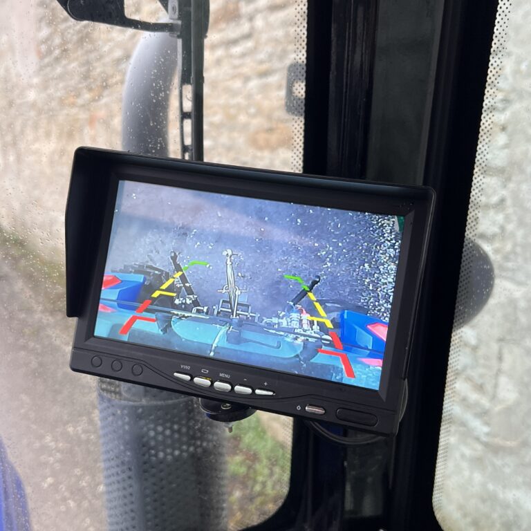 Saillong diiselmootoriga traktor uus