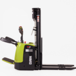 Clark RSE16 Stacker - Image 3